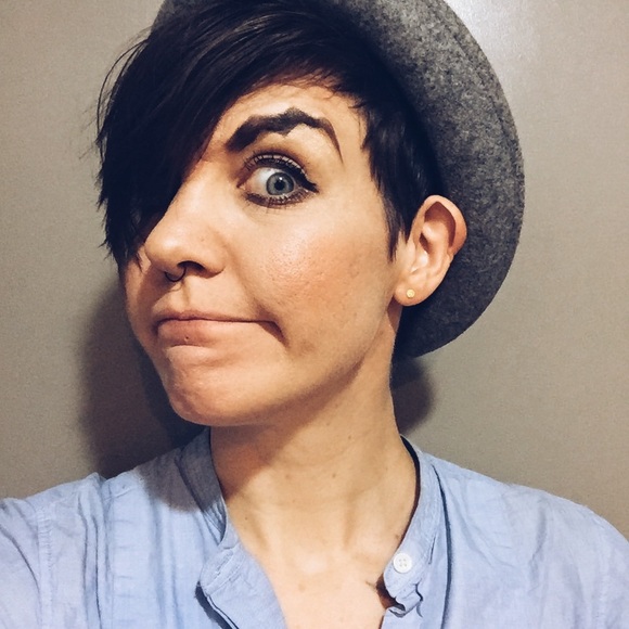 Meet your Posher, Sam - Picture 6 of 8